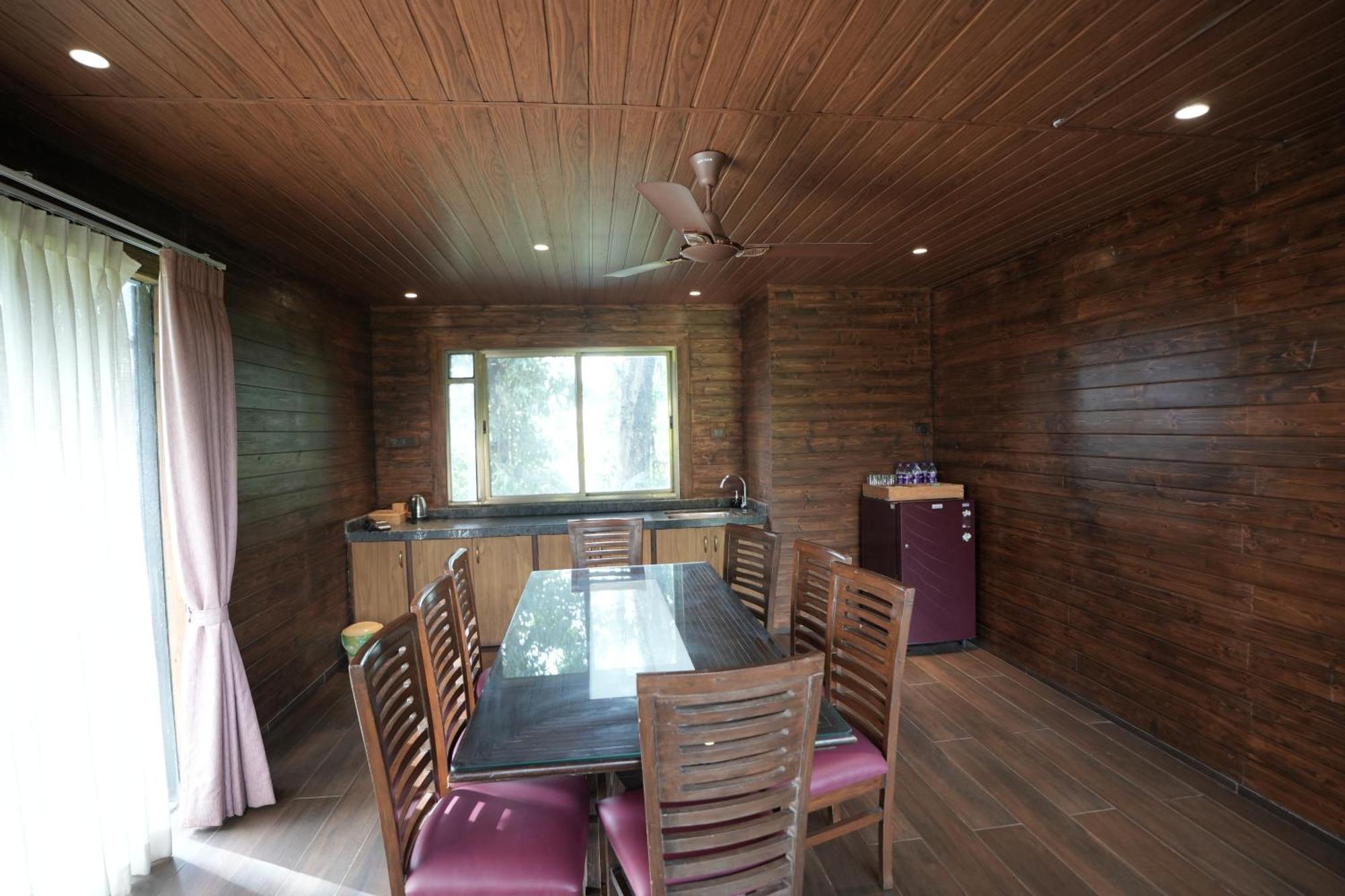 Lotus Farms Resort, Mahableshwar Mahabaleshwar Exterior photo